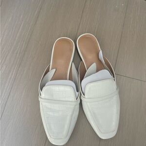 White mules